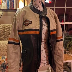 VINTAGE GENUINE LEATHER HARLEY DAVIDSON LEATHER JACKET